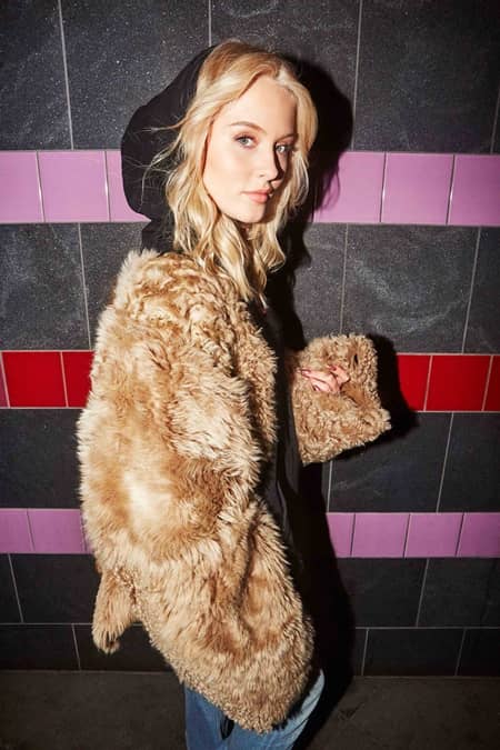 ザラ・ラーソン Zara Larsson　アーティスト写真