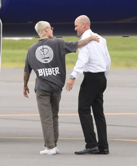 ジャスティン・ビーバー　パーパース・ワールド・ツアー　オーストラリア　プライベートジェット写真
