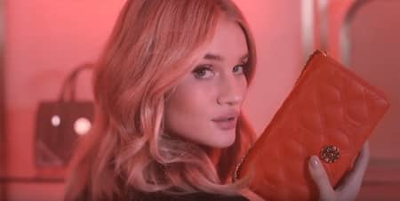 ロージー・ハンティントン・ホワイトリー　Rosie Huntington-Whiteley　メトロシティ　イタリア　フィレンツェ　ブランド　広告塔　新キャンペーン　撮影　動画