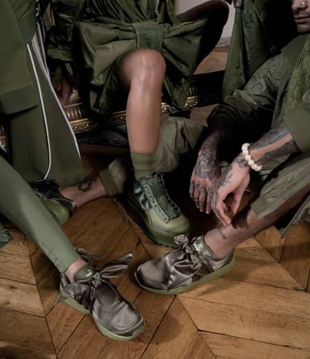 FENTY×PUMA By Rihanna　フェンティ×プーマ　バイ　リアーナ　第2弾　コラボ　人気　リアーナ　マリーアントワネットのスポーツウェア　3月9日発売　ジェンダーレス　ユニセックス　カーキ　スニーカー　
