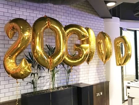 ザラ・ラーソン　Zara Larsson アルバム『ソー・グッド』発売記念ロンドンファンイベント