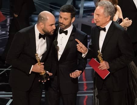 アカデミー賞　2017 ジミー・キンメル　ジョーダン・ホロウィッツ　ウォーレン・ビーティ Academy Awards Jimmy Kimmel Warren Beaty