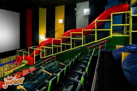 シネポリス・ジュニア　シネポリス　映画館　メキシコ　子供用　遊具　Cinepolis