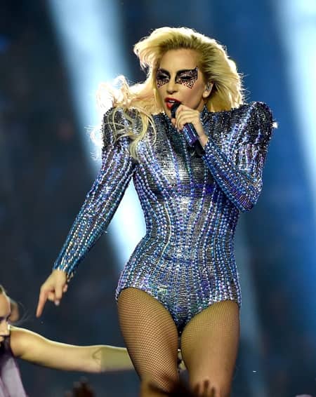 ビヨンセ　Beyonce　レディー・ガガ　 Lady Gaga　コーチェラ　Coachella　代役　双子妊娠　出演延期　